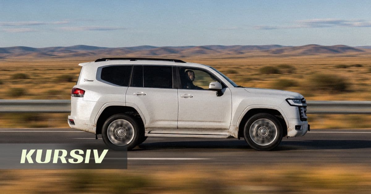 Водителя Land Cruiser лишили прав на полгода за обгон через сплошную