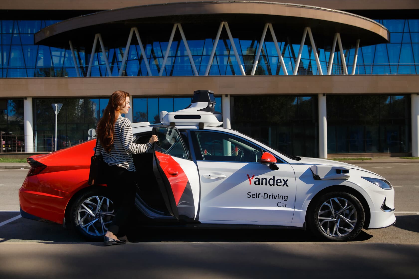 Yandex Алматыда автономды көлікке арналған жоғары дәлдіктегі карта жасай бастады