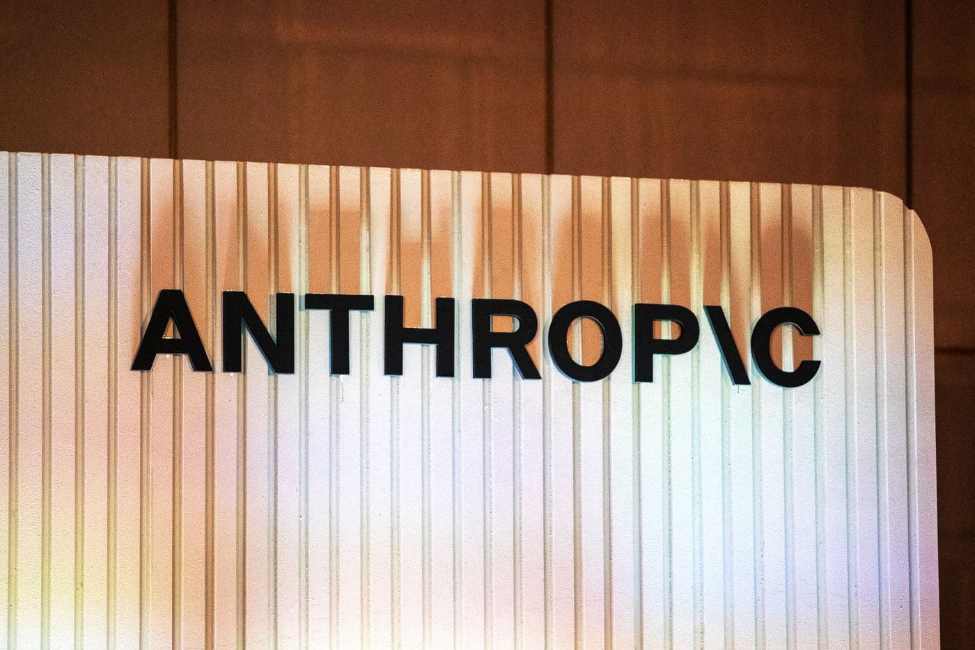 Anthropic направит часть своих акций в фонд общественной пользы