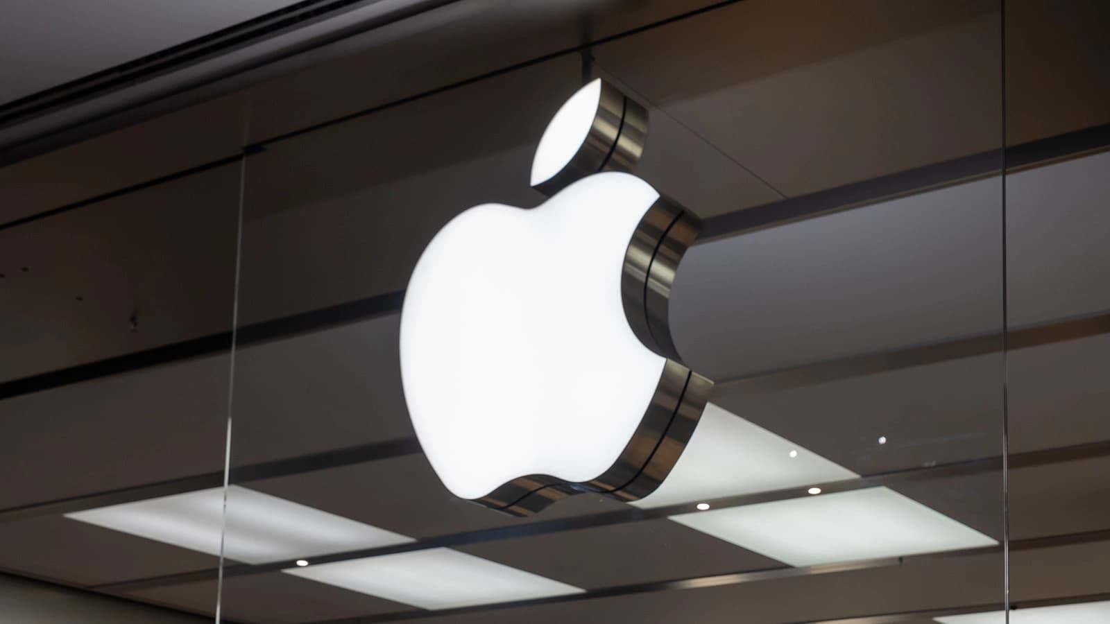 Apple внедрит ИИ в офисные приложения: Pages, Keynote и Numbers получат новых ассистентов